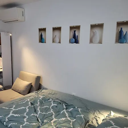 Bayview B32 - 2 Apartment