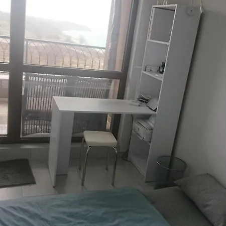 Bayview B32 - 2 Burgas