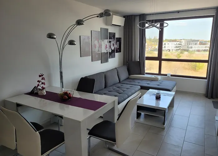 Apartamento Bayview B32 - 2