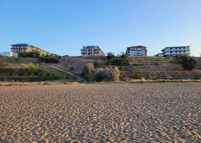 Апартамент Bayview B32 - 2 *