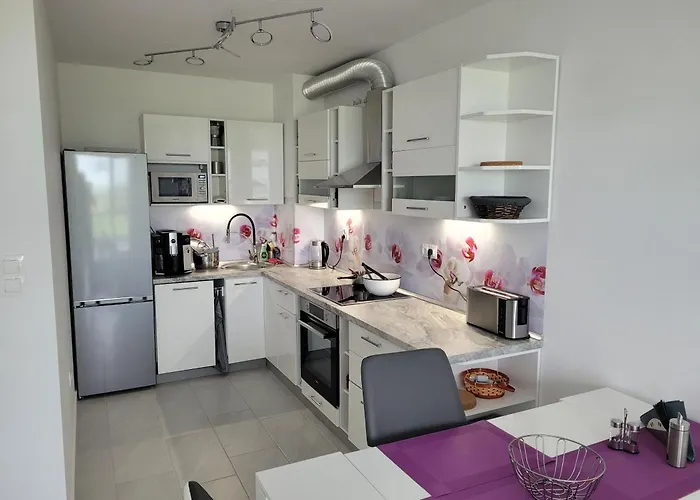 Bayview B32 - 2 Апартамент *